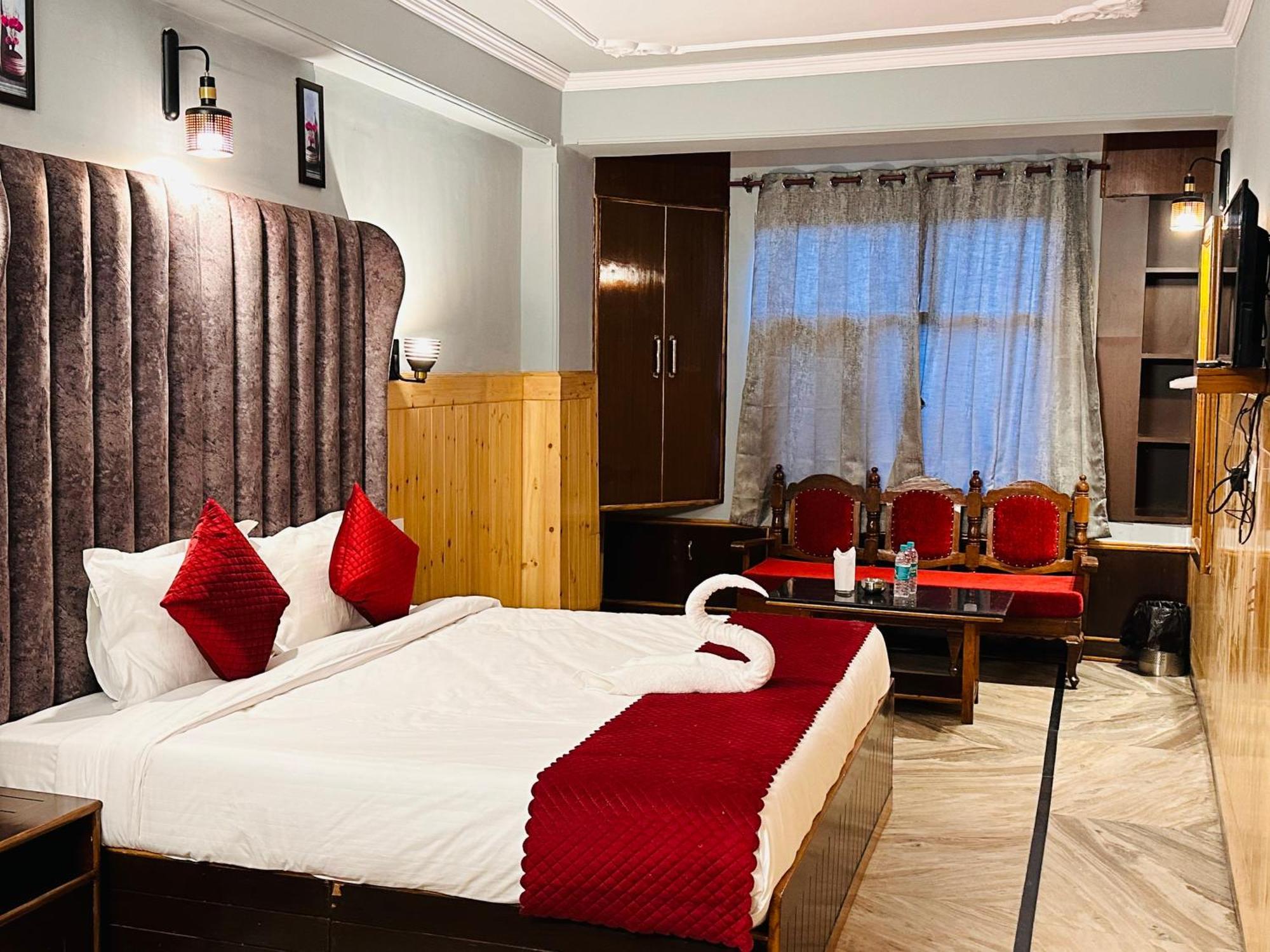 שימלה Hotel Avalanche מראה חיצוני תמונה